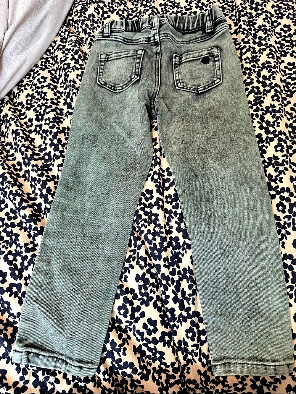 GH Kids Jeans in Green Like New